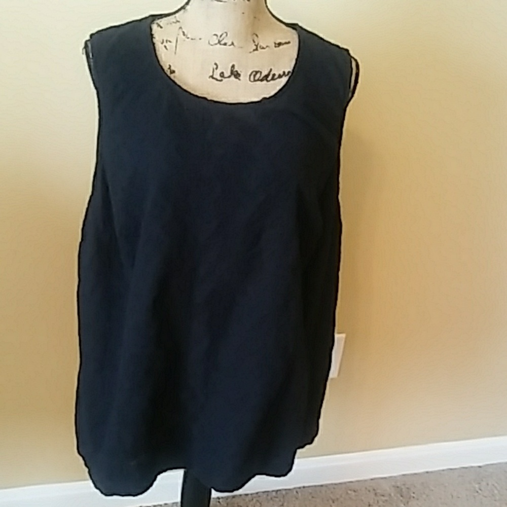 Black sleeveless top